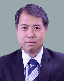 Apipop Kritsaneephaiboon, fellowship faculty at Songklanagarind Hospital, Department of Orthopedics (Prince of Songkla University)