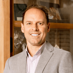 Ashley Carr, fellowship faculty at Melbourne Orthopaedic Group