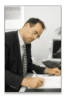 Bob Sharp, fellowship faculty at Nuffield Orthopaedic Centre / Oxford University Hospitals