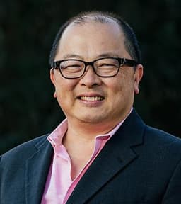 Bobby Tay, fellowship faculty at UCSF Department of Orthopaedic Surgery