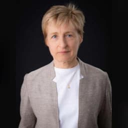 Caroline Leclercq, fellowship faculty at Institut de la Main et de l’Épaule / Clinique Bizet