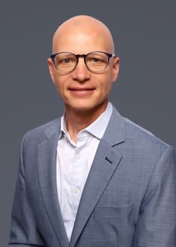David Richardson, fellowship faculty at University of Tennessee-Campbell Clinic