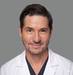 Eduardo Botello C., fellowship faculty at UC Chile Dept. of Orthopaedics and Traumatology