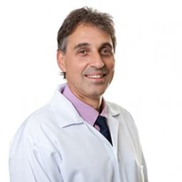 Eduardo da Frota Carrera, fellowship faculty at Hospital Alvorada Moema