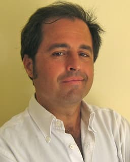 Emilio Calvo Crespo, fellowship faculty at Hospital Universitario Fundación Jiménez Díaz