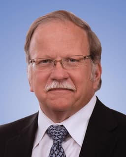 John R. Dimar II, fellowship faculty at Norton Leatherman Spine