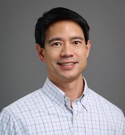 Johnny L. Lin, fellowship faculty at Midwest Orthopaedics at Rush / Rush University Medical Center