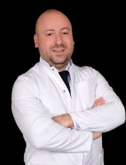 Kayahan Karaytuğ, fellowship faculty at Acıbadem Maslak Hospital International Joint Center