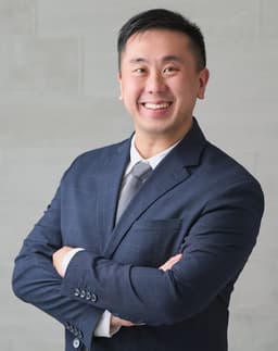 Lin Shuxun, fellowship faculty at Alexandra Hospital