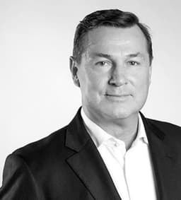 Matthew Scott-Young, fellowship faculty at Gold Coast Spine / Pindara Private Hospital