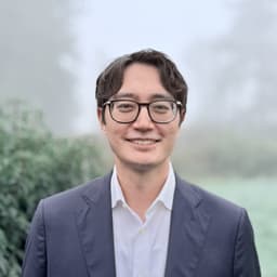 Newton Cho, fellowship faculty at Vancouver General Hospital