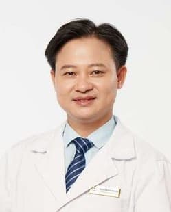Nguyen Van Vi, fellowship faculty at Vinmec Orthopaedic and Sports Medicine Center / VinUniversity