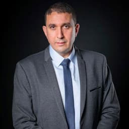 Omar Boughebri, fellowship faculty at Institut de la Main et de l’Épaule / Clinique Bizet