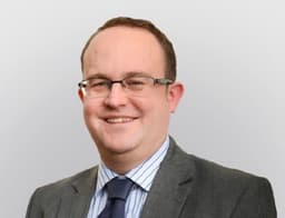 Paul Hodgson, fellowship faculty at Cardiff & Vale Orthopaedic Centre