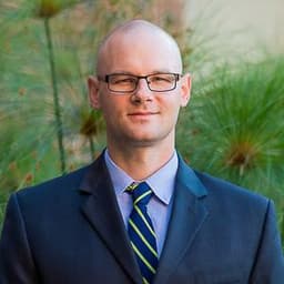 Paul Toogood, fellowship faculty at UCSF Department of Orthopaedic Surgery / Zuckerberg San Francisco General Hospital