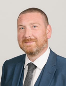 Peter Gallacher, fellowship faculty at Robert Jones and Agnes Hunt Orthopaedic Hospital NHS Foundation Trust