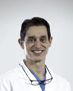 Rafael Arriaza Loureda, fellowship faculty at Instituto Médico Arriaza y Asociados