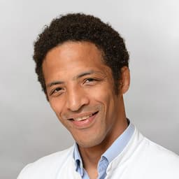 Ralph Akoto, fellowship faculty at BG Klinik Hamburg / Deutsche Kniegesellschaft