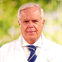Roberto Postigo, fellowship faculty at Clínica Universidad de Los Andes