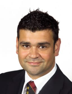 Robin Banerjee, fellowship faculty at RJAH Oswestry