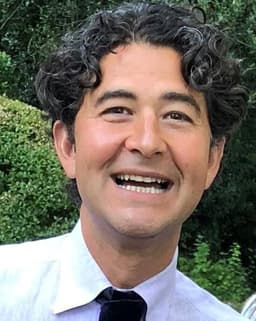 Rod J. Oskouian, fellowship faculty at Swedish Neuroscience Institute