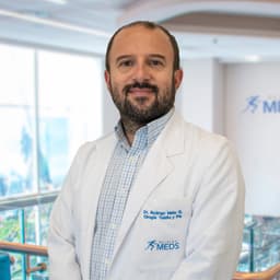 Rodrigo Melo, fellowship faculty at Clínica MEDS