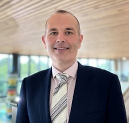 Simon Newman, fellowship faculty at Oxford University Hospitals