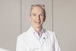 Stephan Schindele, fellowship faculty at Schulthess Klinik