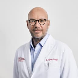 Stéphane Kämpfen, fellowship faculty at Clinique de la Main Genève