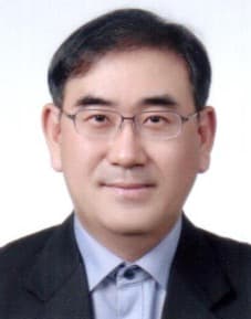 Yong Ahn, fellowship faculty at Kyung Hee University School of Medicine / Kyung Hee University Hospital at Gangdong