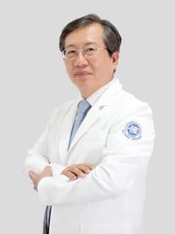 Yong-Eun Cho, fellowship faculty at Wiltse Memorial Hospital