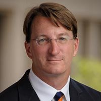 Adam Starr, fellowship faculty at UT Southwestern Medical Center, Department of Orthopaedic Surgery / Parkland H