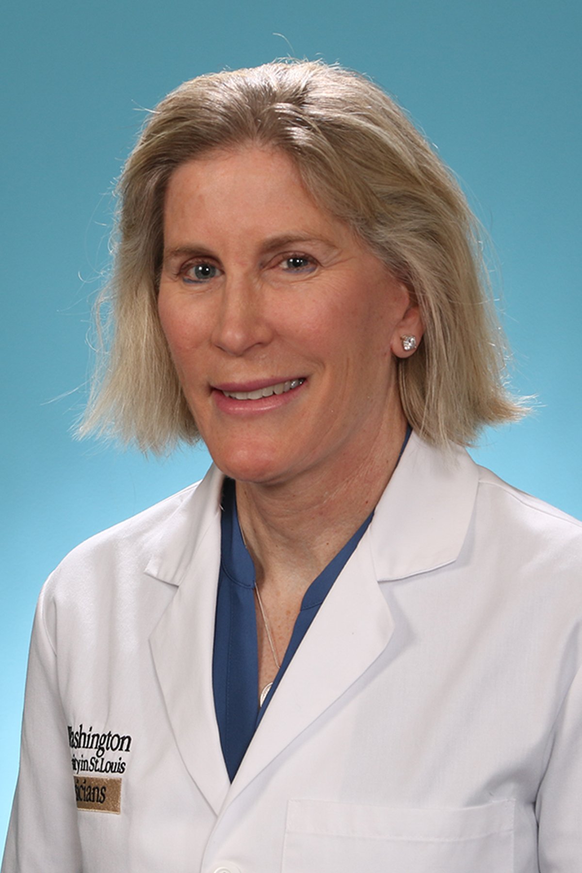 Amy Kells, fellowship faculty at WashU Medicine Division of Plastic and Reconstructive Surgery