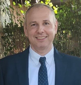 Andrea Leti (Head of unit, as listed by SICM), fellowship faculty at Azienda Ospedaliero-Universitaria Policlinico di Modena, UOC Hand Surgery (Chirurgia della Mano)
