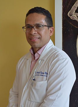 Antolín Reynoso, fellowship faculty at Hospital Regional Universitario José María Cabral y Báez / UNPHU