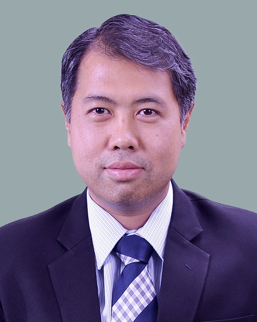 Apipop Kritsaneephaiboon, fellowship faculty at Songklanagarind Hospital, Department of Orthopedics (Prince of Songkla