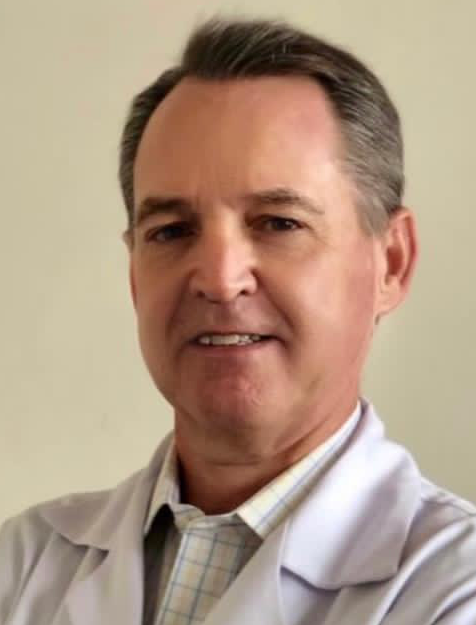 Arnaldo Amado Ferreira Neto, fellowship faculty at Instituto de Ortopedia e Traumatologia, Hospital das Clínicas FMUSP