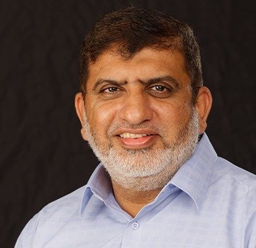 Atiq uz Zaman, fellowship faculty at Ghurki Trust Teaching Hospital, Dept of Orthopaedic and Spine Surgery