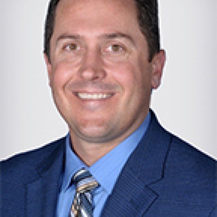 Brandon Bryant, fellowship faculty at Inova Orthopaedic Sports Medicine Fellowship