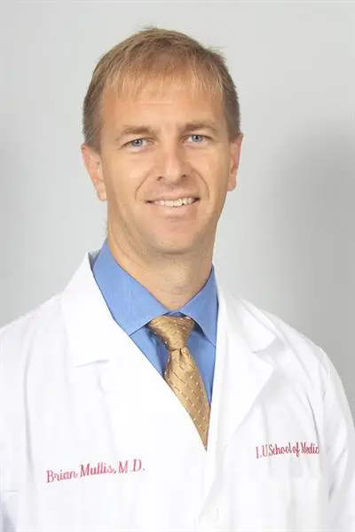 Brian Mullis, fellowship faculty at IU Health Methodist Hospital