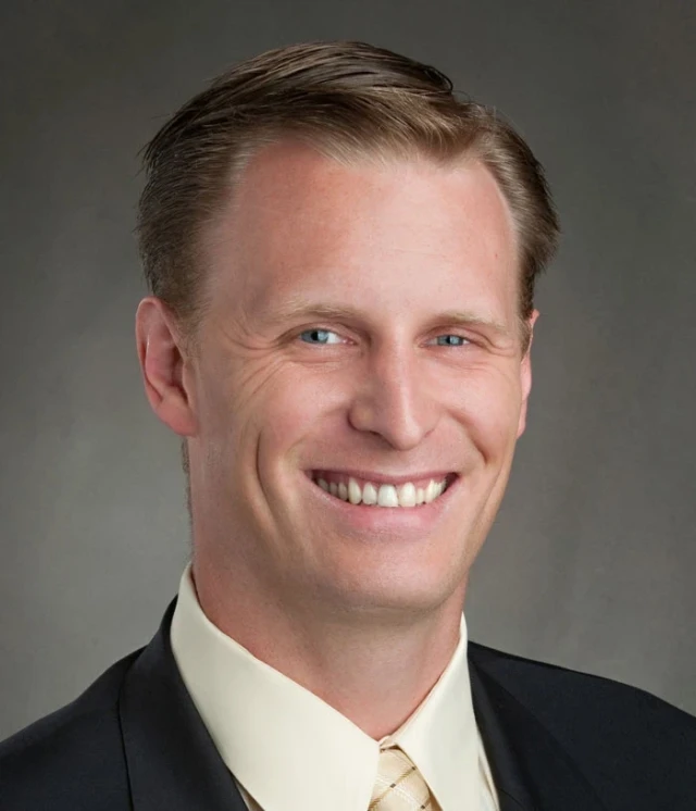 Chris Chadderdon, fellowship faculty at OrthoCarolina Hand Center / Atrium Health Carolinas Medical Center