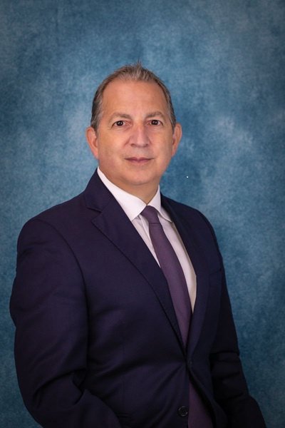 Jeffrey E. Deckey — Hoag Orthopedics Surgical Spine Fellowship (2027–2028)