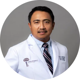 Dilbert Monicit, fellowship faculty at Chong Hua Hospital Cebu