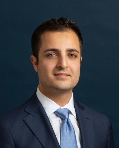 Eiman Shafa, MD, fellowship faculty at Twin Cities Spine Center