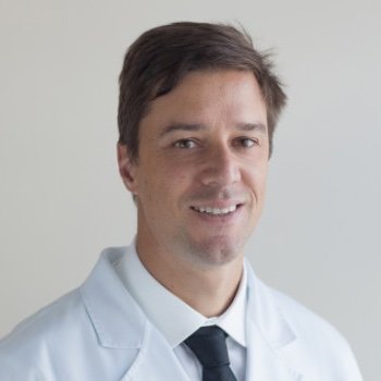 Emiliano Vialle, fellowship faculty at Hospital Universitário Cajuru
