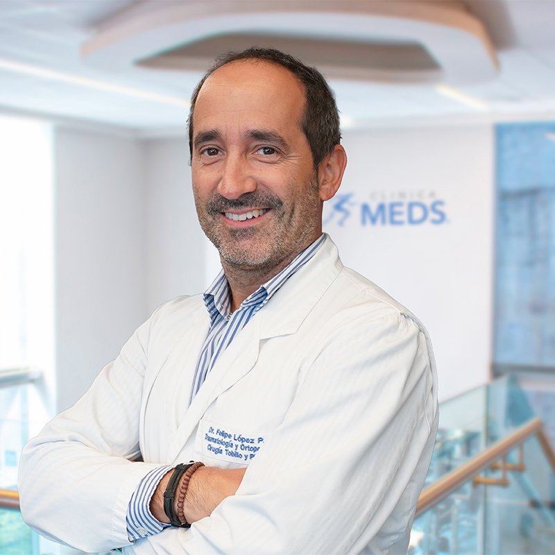 Felipe López, fellowship faculty at Clínica MEDS