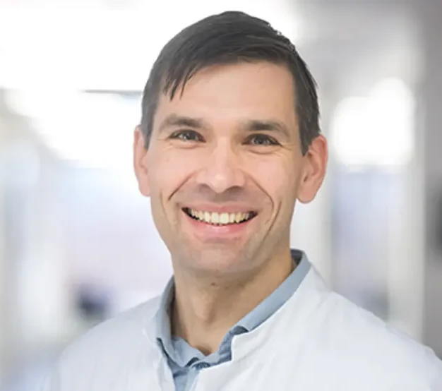 Florian Lampert, fellowship faculty at Orthopädische Klinik Markgröningen