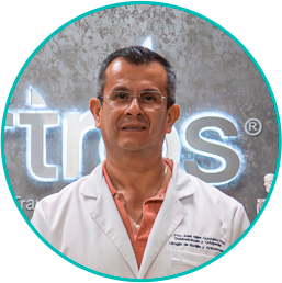 Francisco José Siller González Pico, fellowship faculty at Centro Artros