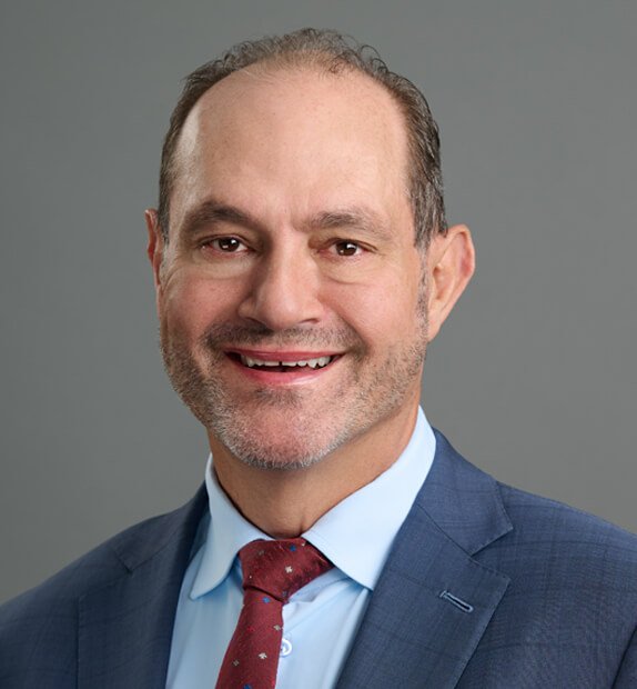 Frank M. Phillips, fellowship faculty at Midwest Orthopaedics at Rush