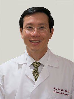 Hue H. Luu, fellowship faculty at University of Chicago Adult Reconstruction Fellowship